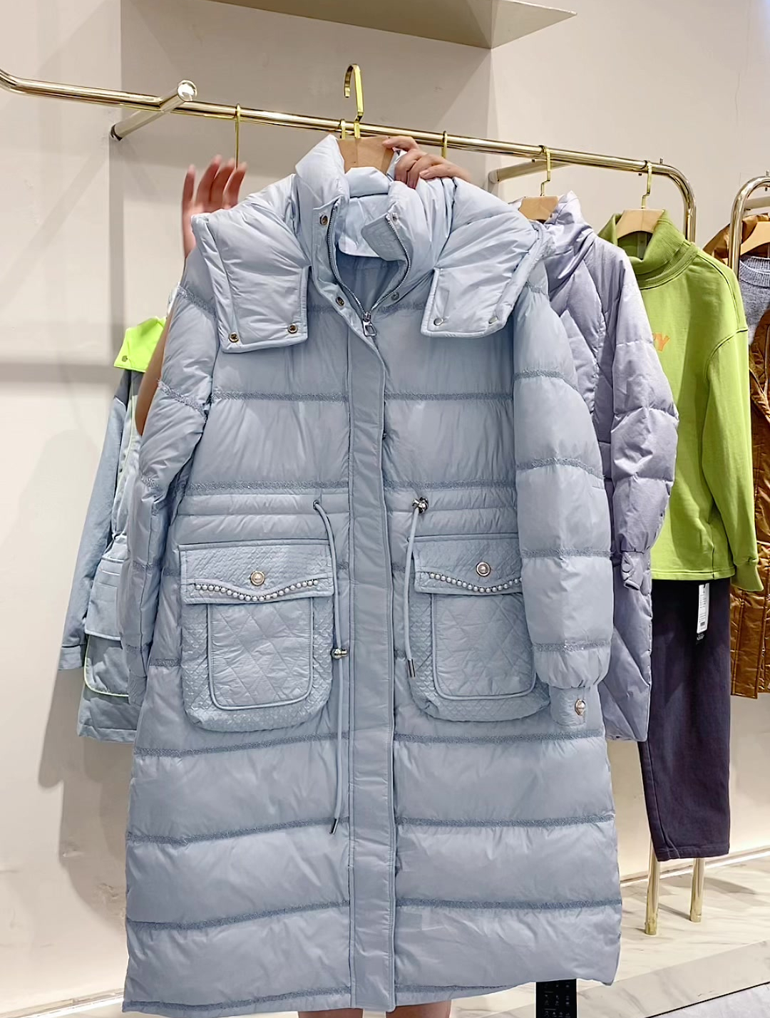 南耳女装秋冬季断码撤柜库存品牌折扣女装尾货-度小视