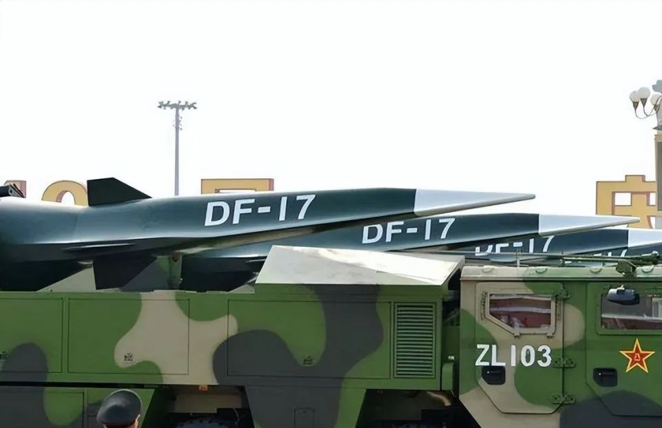 拜登的噩梦,无法拦截的东风17高超音速导弹!世界一流!