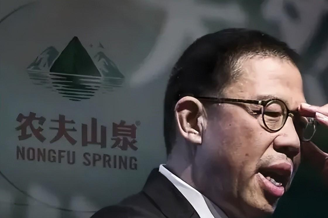 钟睒睒一眼就相中了这个地方,此时国家也正在扶持海南的经济发展,不断