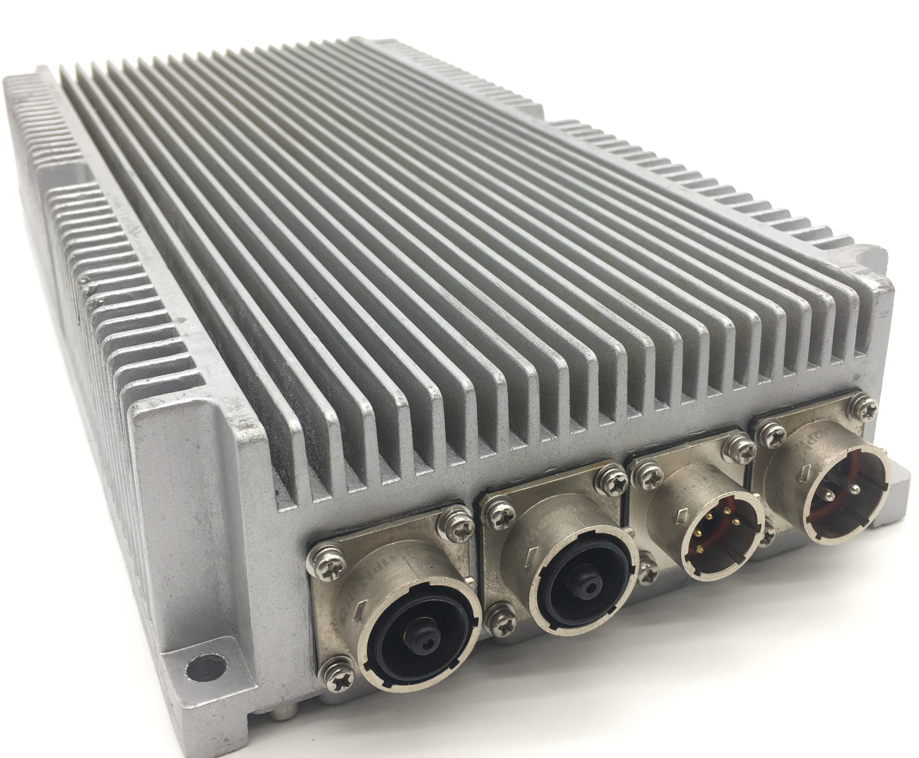 dc-dc变换器/转换器是新能源汽车中不可或缺的核心零部件