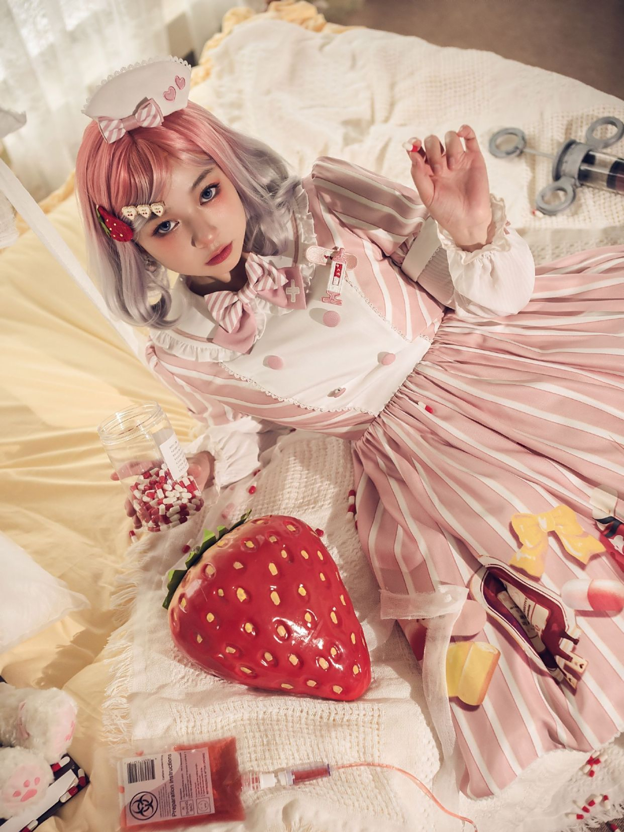 粉色的洛丽塔"护士裙"是真甜,不仅高贵端庄,还很显俏皮