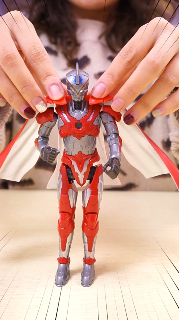 奥特战甲奥斯奥特曼超可动玩具