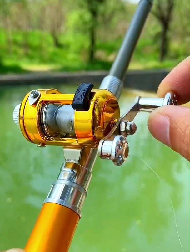 可以装在口袋里的迷你钢笔鱼竿好用又精致