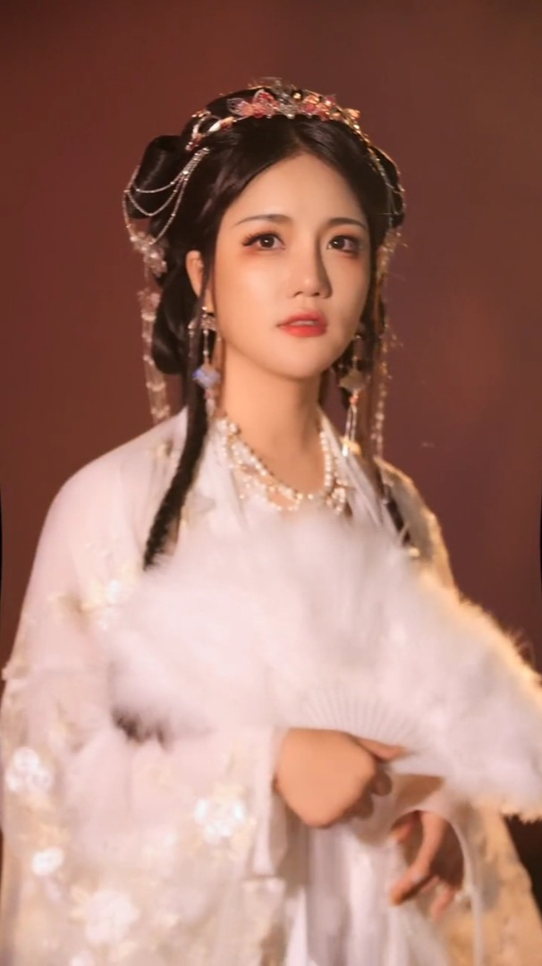 嘉了个玲最近玩的有些上头了,亲身感受一下