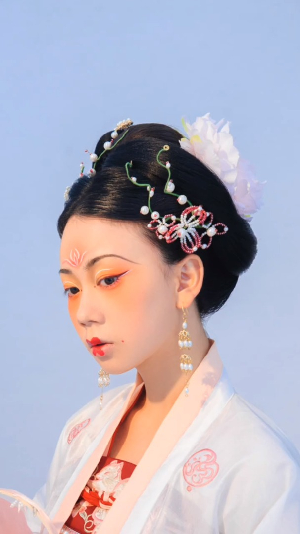 超美柳然唐代花钿灵感妆造型,教程来了-度小视
