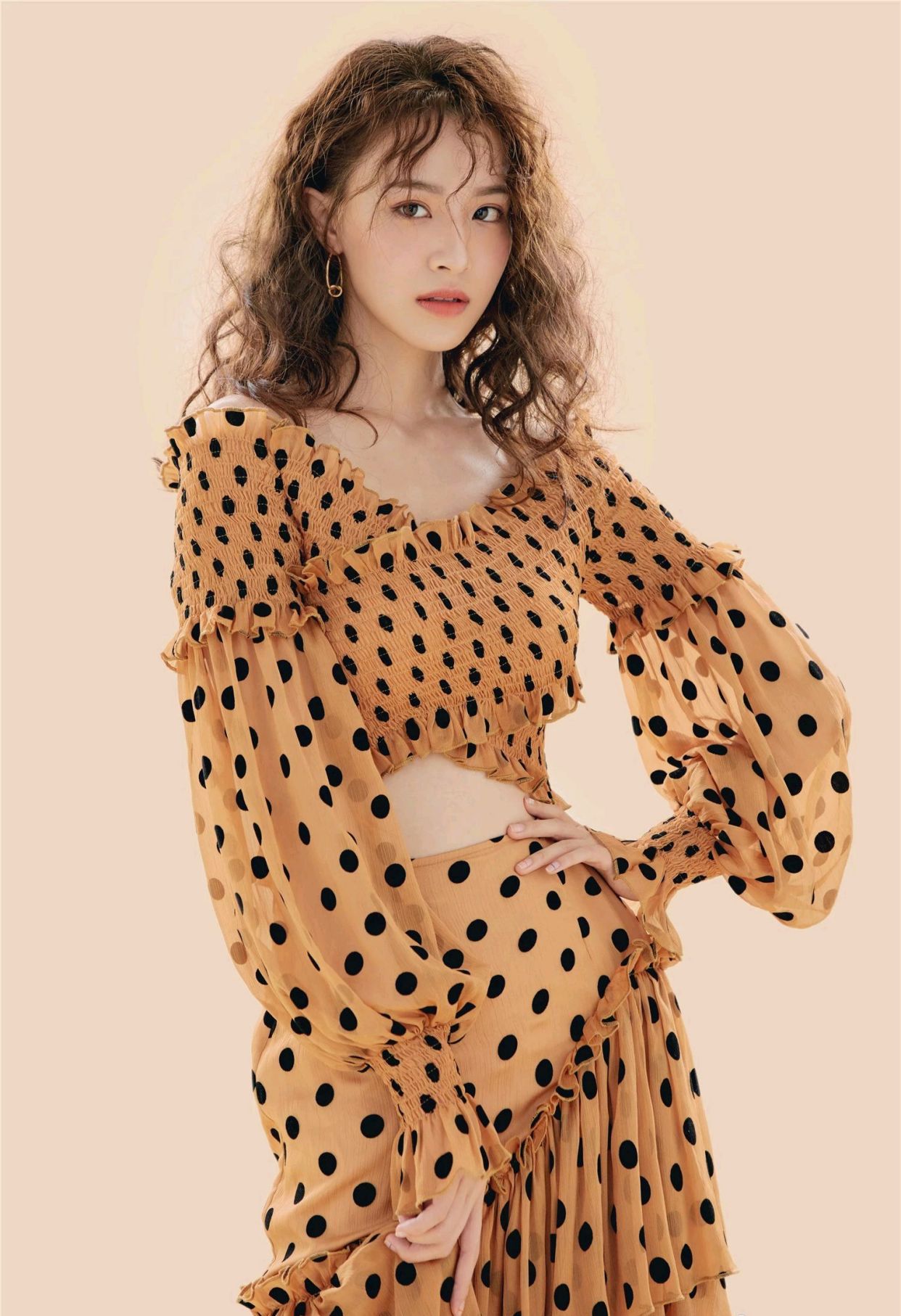 明星写真美图|张静娴