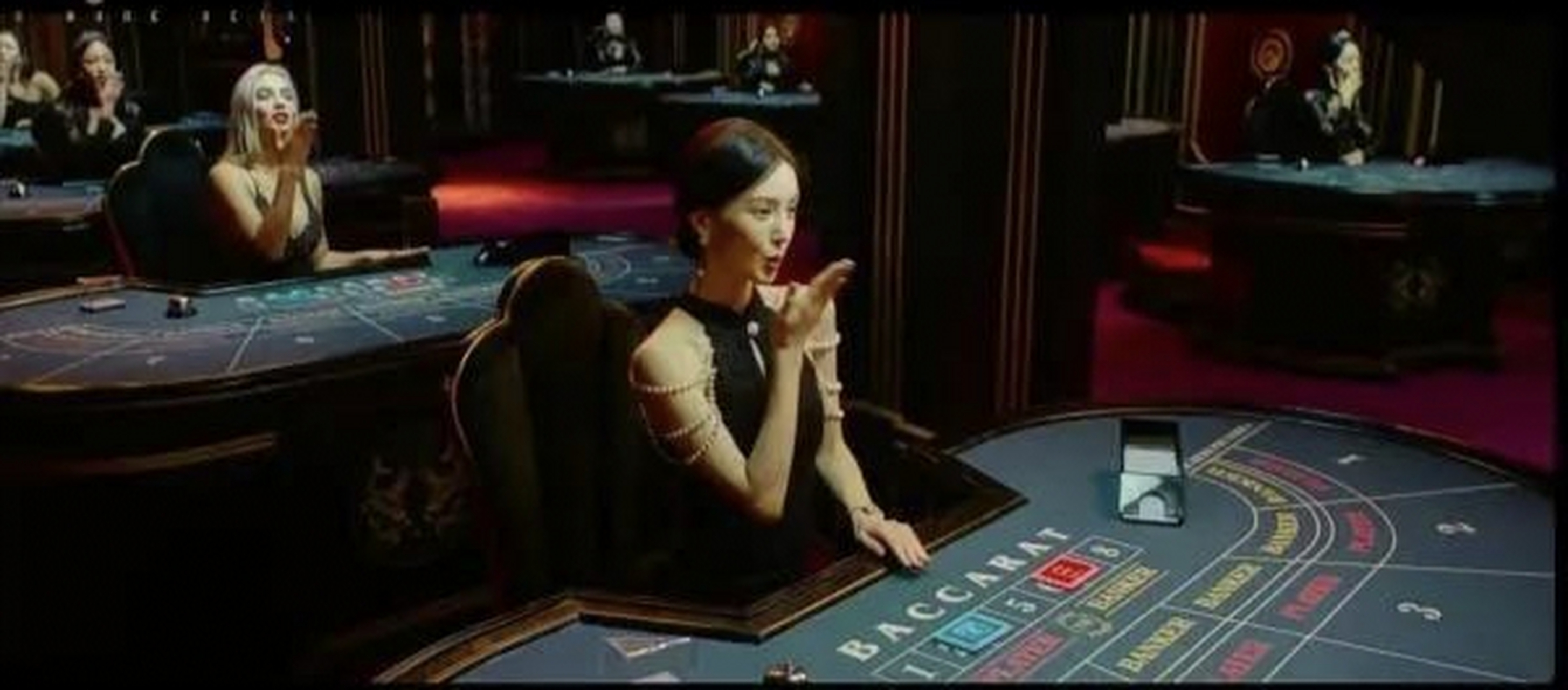 《孤注一掷》演的还是文明了许多,如果是现实,估计