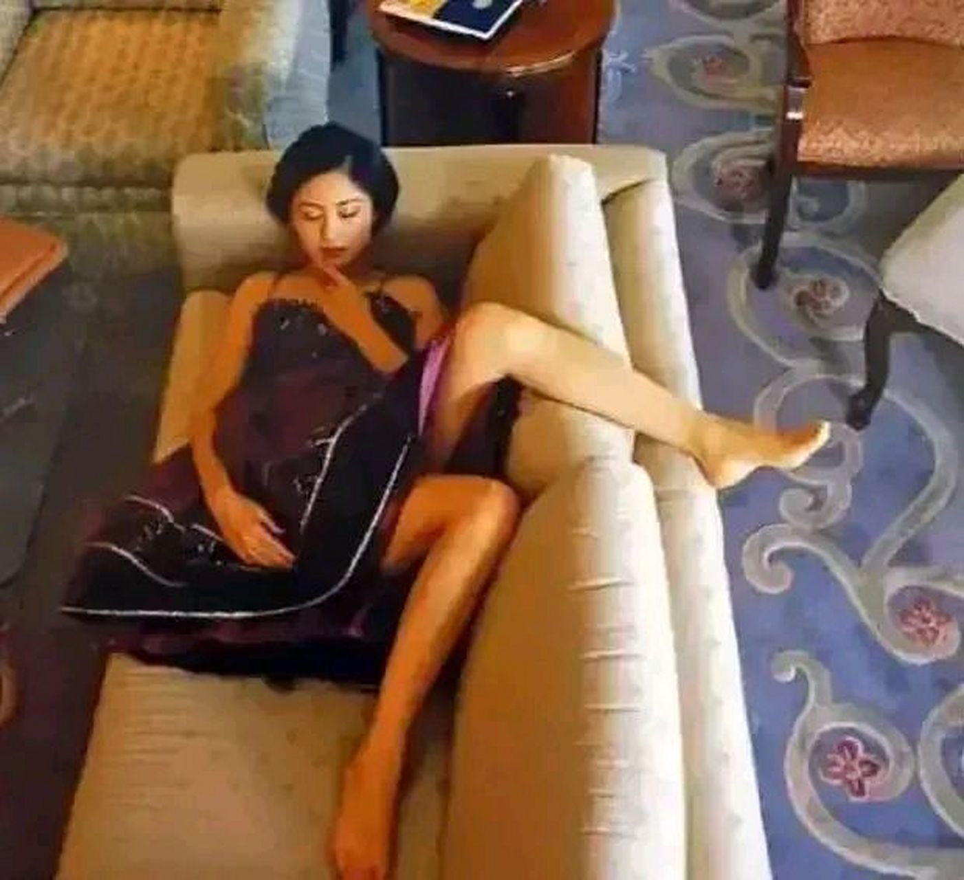 1997年陈红在陈凯歌家里拍的照片.