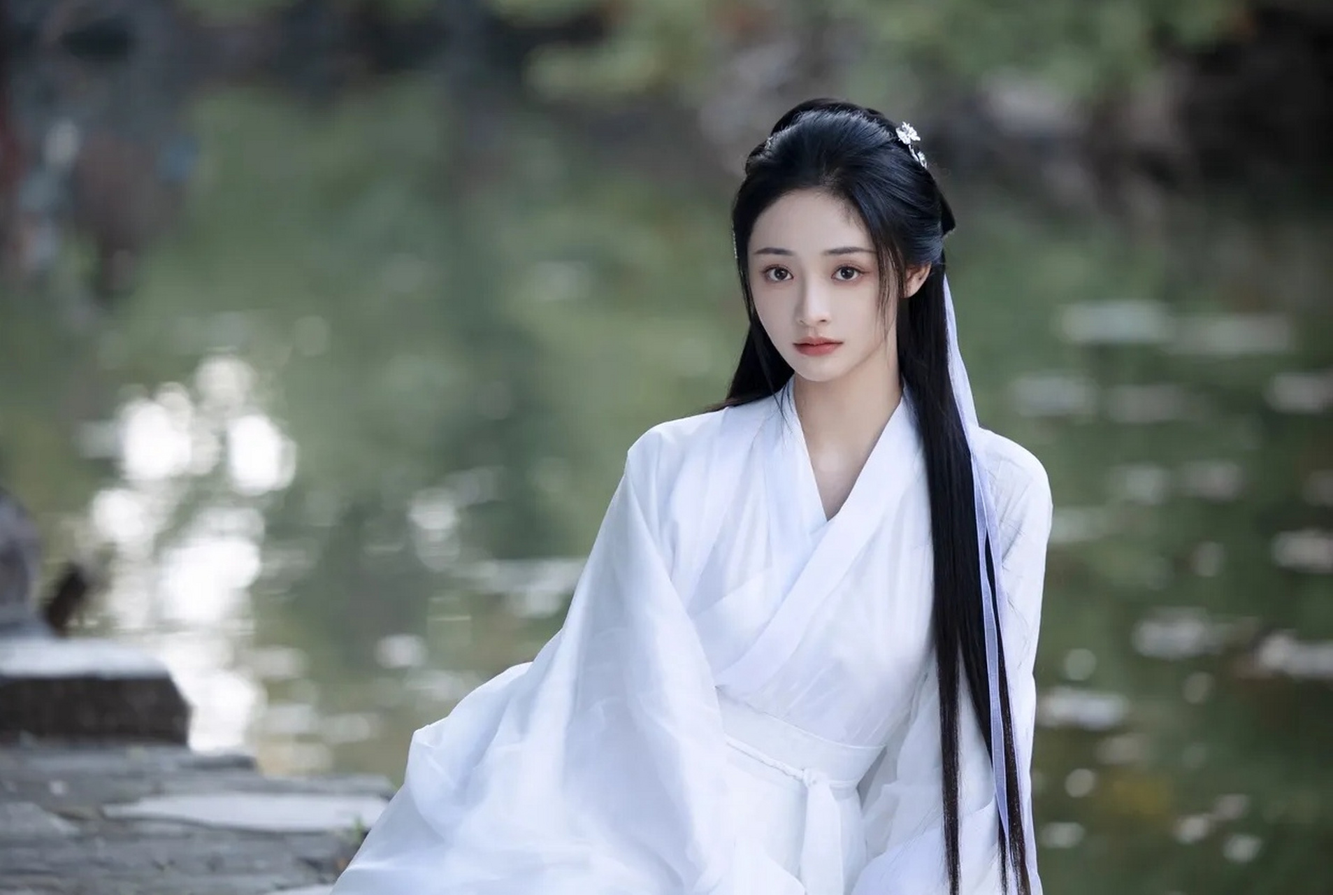 古装美女周洁琼,长发白衣,仙气飘飘.#周洁琼