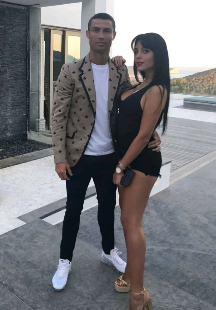 c罗和女友乔治娜婚前协议曝光!