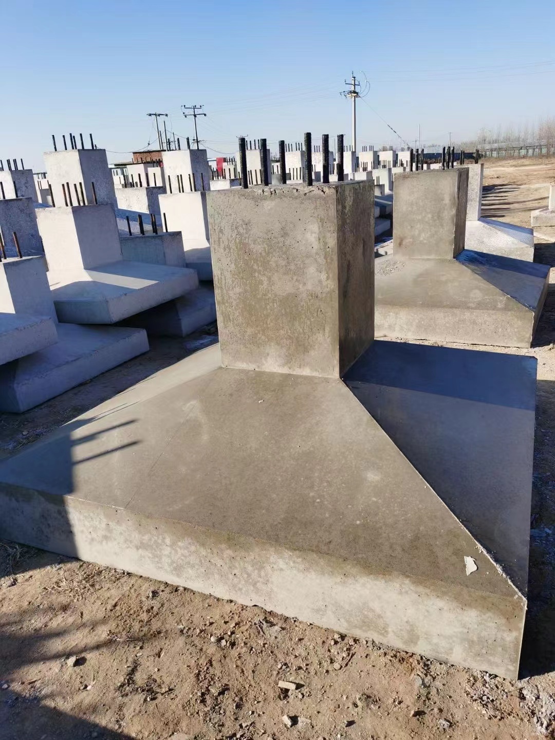 什么是钢结构基础墩模具