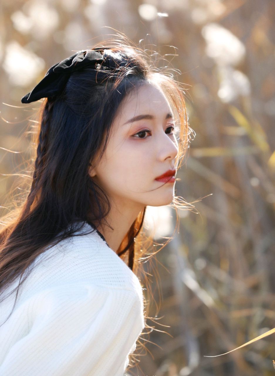 极品美女辛瑞琪秋日写真