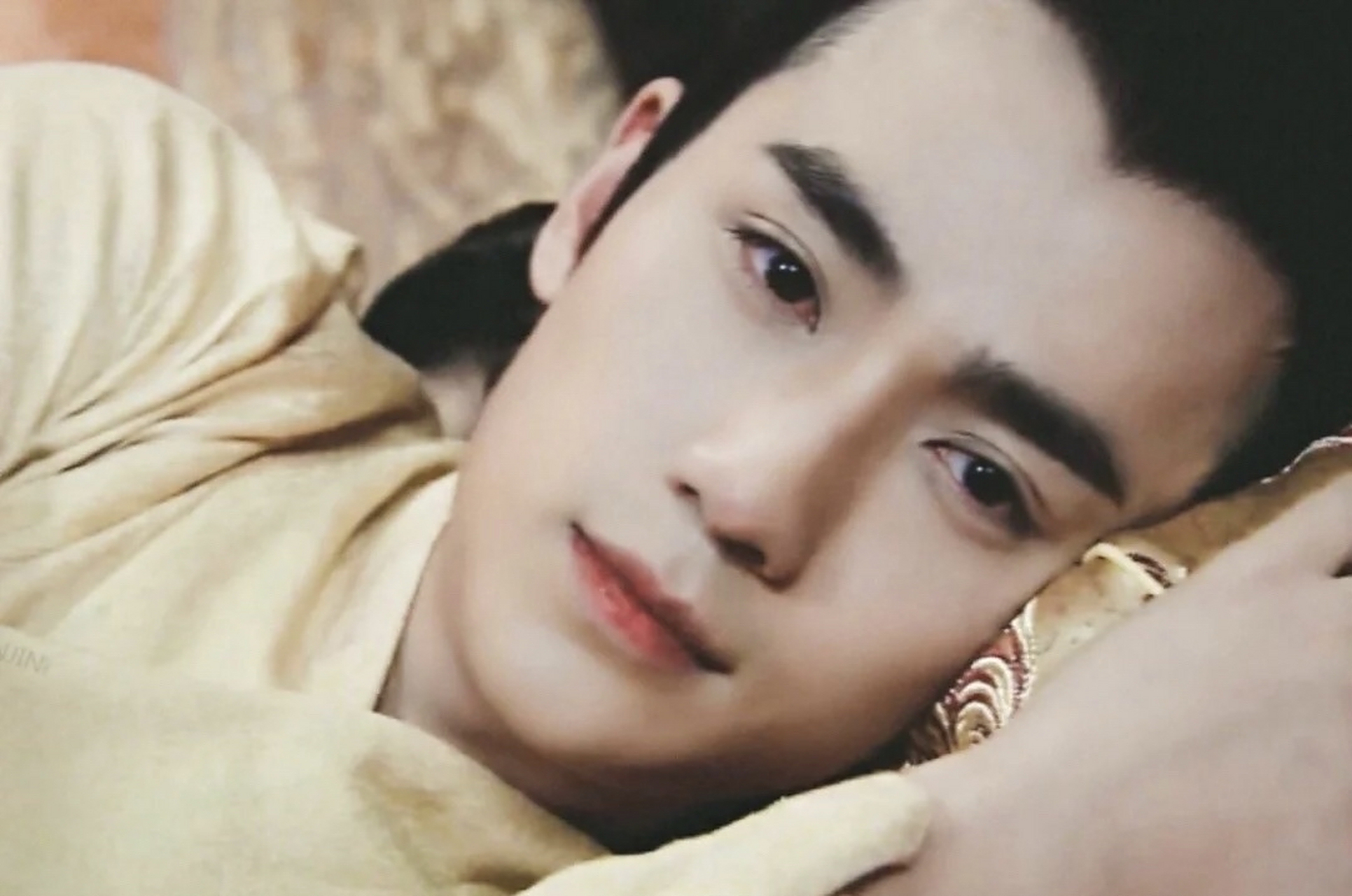 24岁的朱一龙,在《王阳明》中饰演的朱厚照 当年真是眉目如画