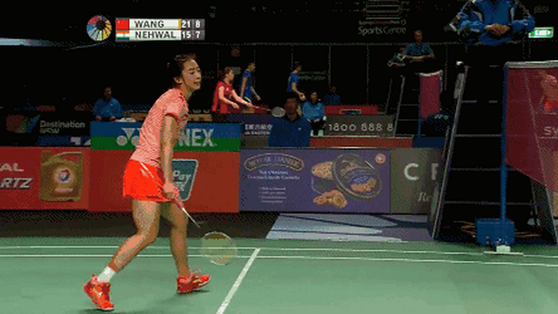 反手放网前球 (网前必备技术之一)  是将对方的吊球或网前球,用球拍