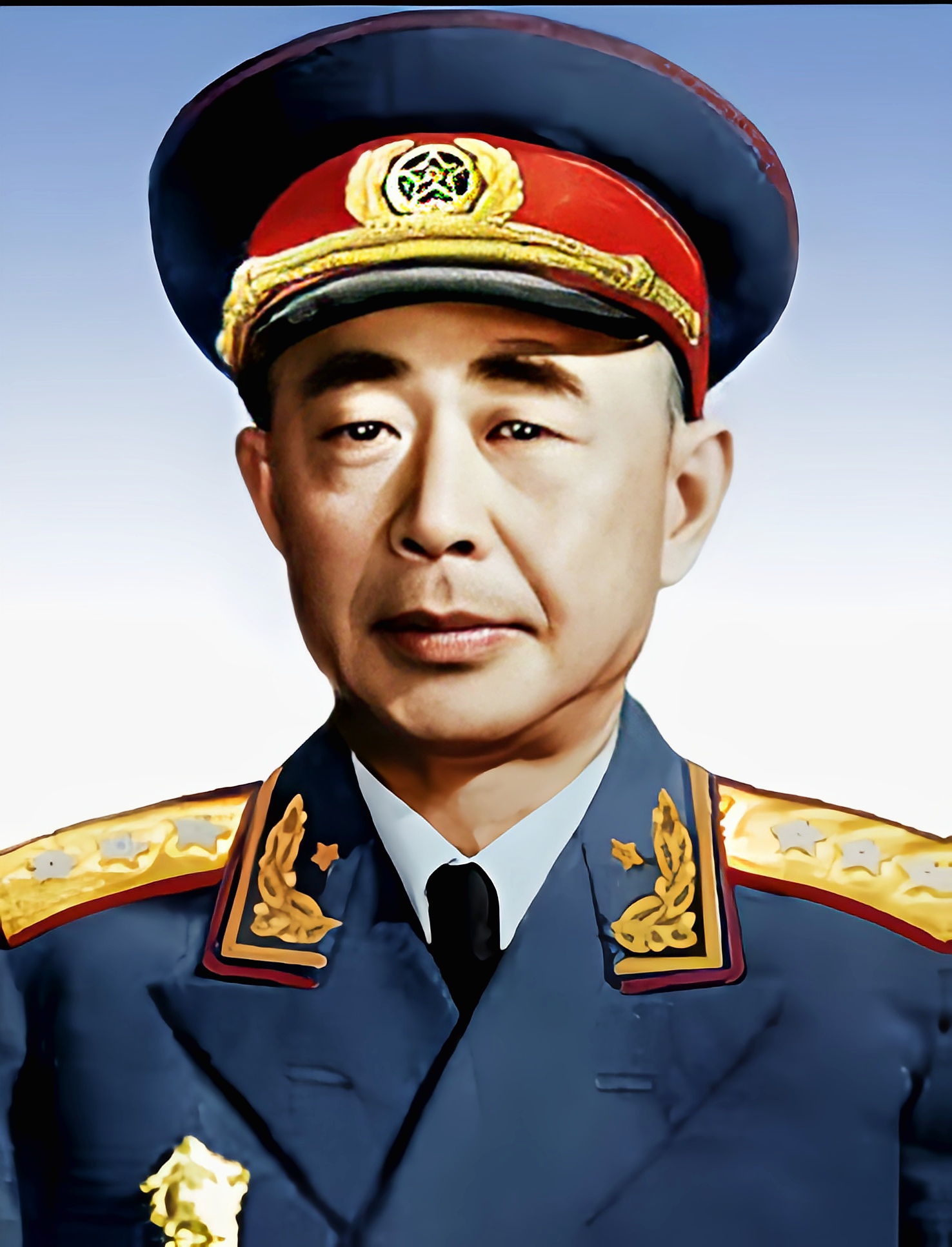 国军抗日名将陈明仁,湖南通电起义后,结局如何?