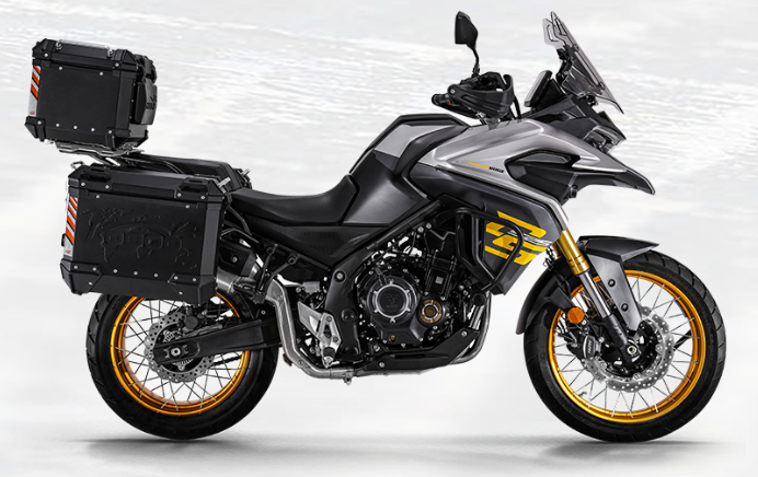 无极ds525x:一款让你在公路上飞驰,在非铺装路面上越野的摩托车