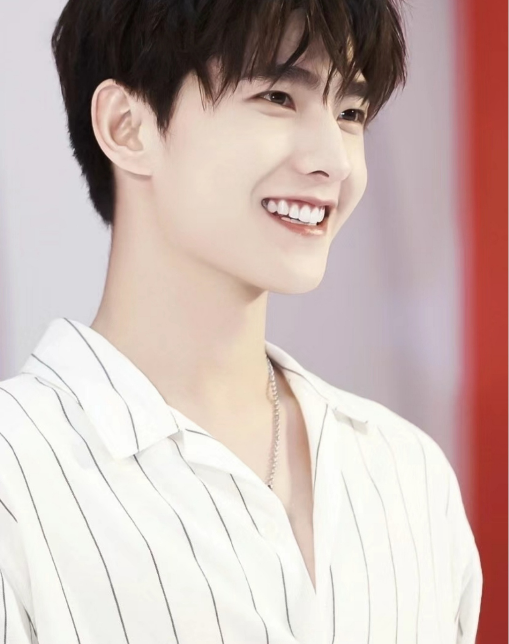 在不同的年纪反复爱上杨洋