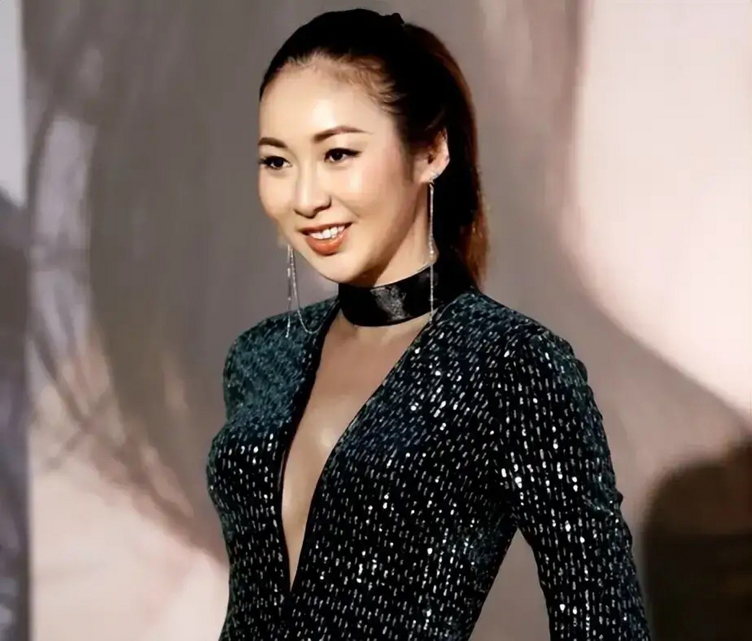 爆款练习生# 汪小菲新女友[害羞]:庄思敏 tvb女演员,亿万富婆,好福气