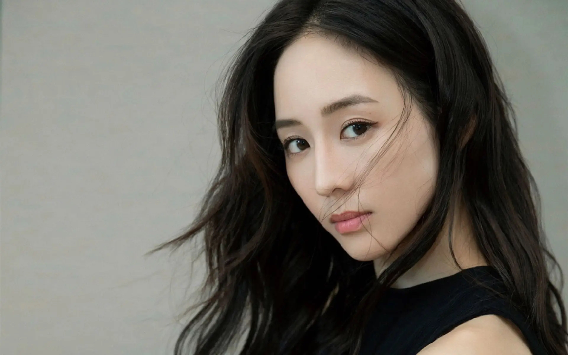 女神张钧甯,美得无法无天,身材曼妙优雅