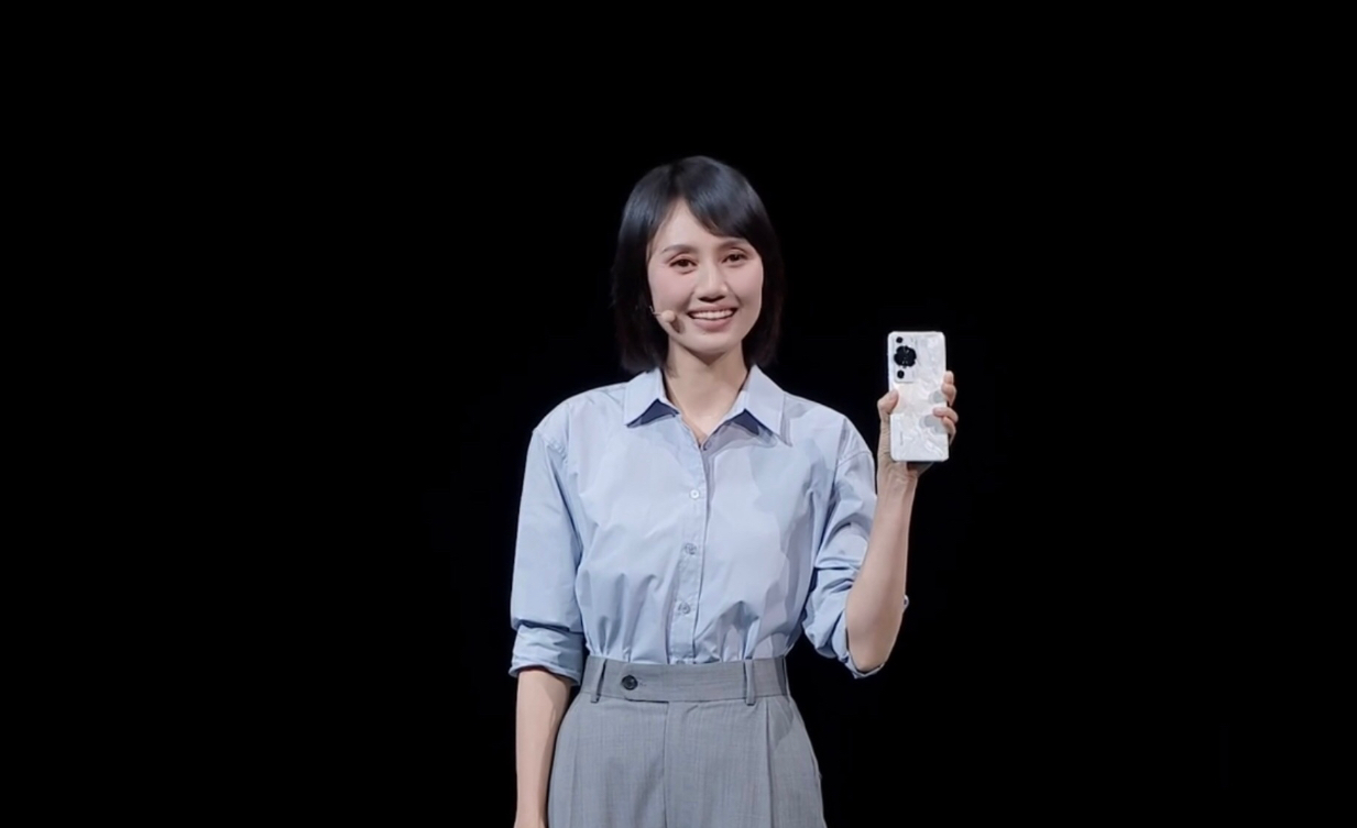 袁泉和夏雨的女儿夏哈哈美丽可爱,完美的遗传母亲的基因