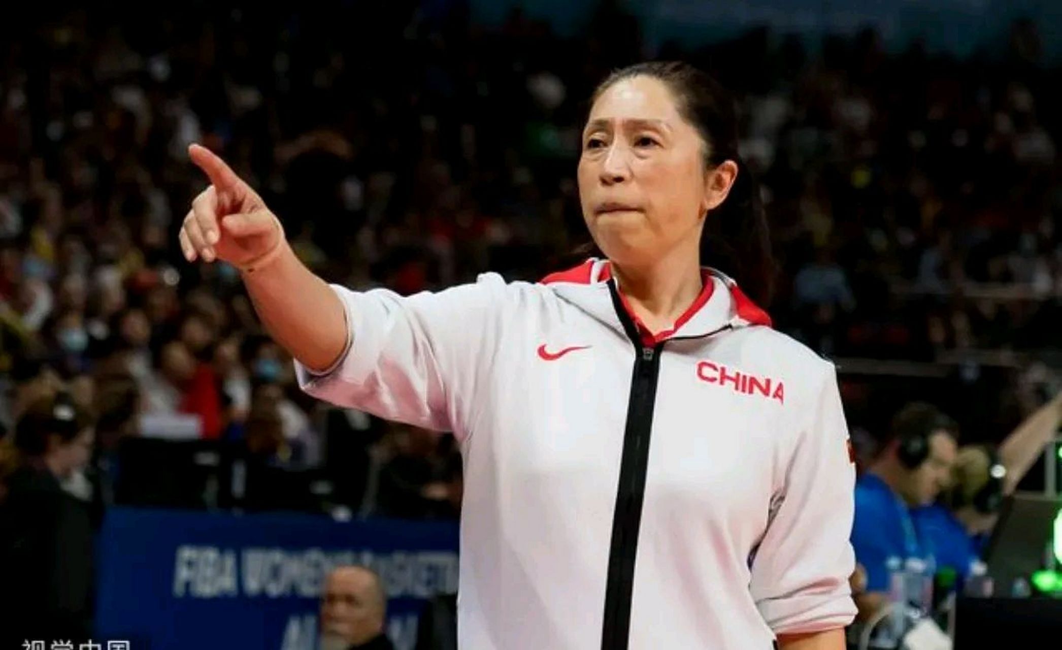 上任中国女篮主帅仅仅一年多时间的郑微指导,世界杯亚军,亚洲杯夺冠