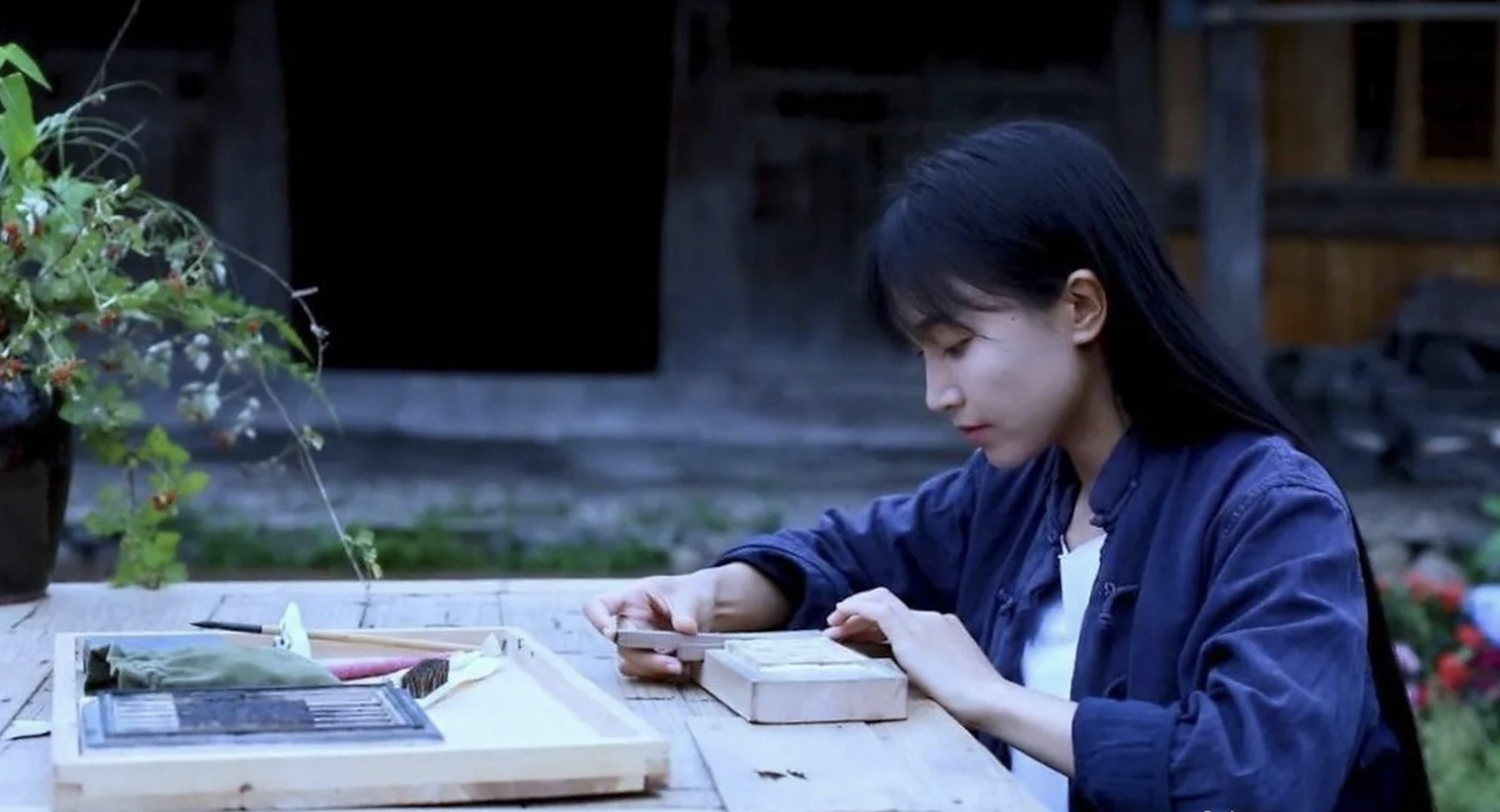 爆料#终于明白李子柒为什么突然出现,又突然消失了,无影无踪.