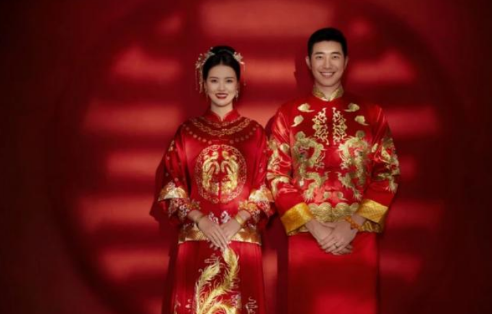 张常宁白婚纱无可比拟,吴冠希白西装英俊帅气