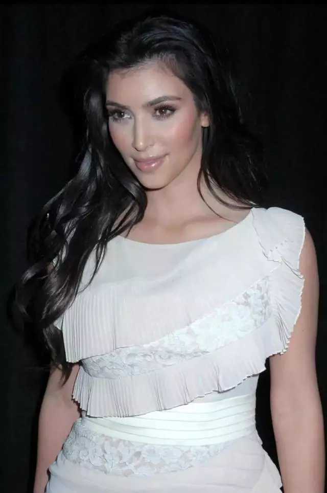 年轻时的金卡戴珊,真的是名媛天花板