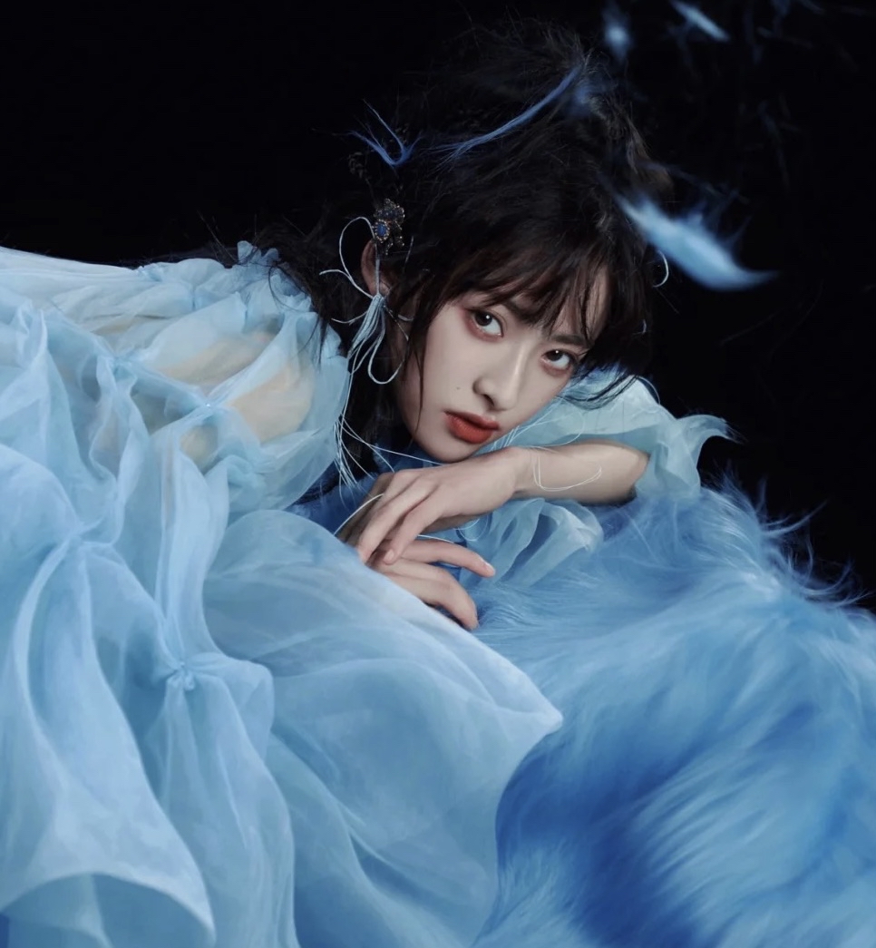 沈月和陈都灵,白月光和朱砂痣,谁更会让男生一见钟情?