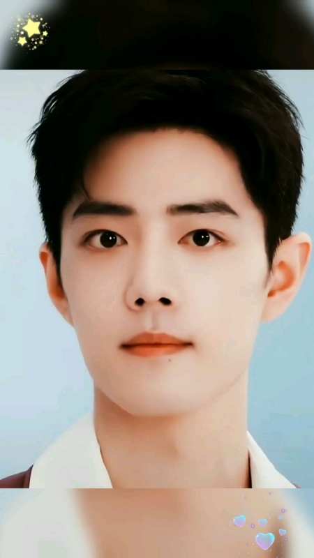 一路走来肖战眼神中多了一份坚定眼睛里的温柔和真诚也永远都在