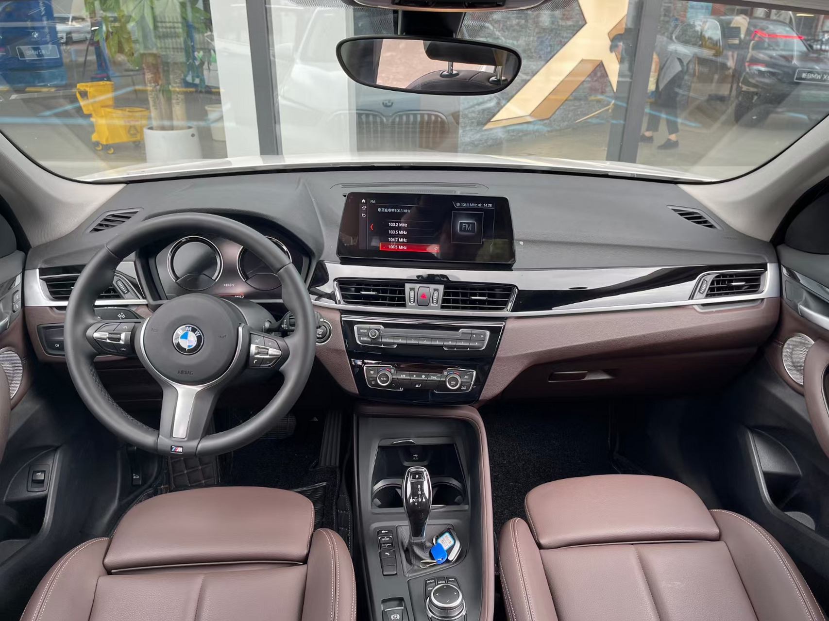 22款宝马x1新车没有了,但是市面上有很多2022款2023年上牌的宝马x1准