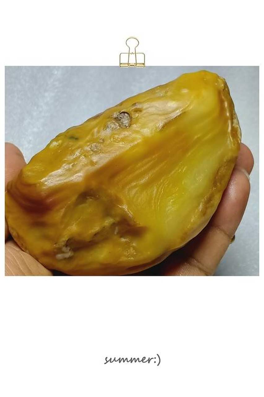 沙漠漆#  新疆沙漠漆产自新疆北屯,福海,杜热,富蕴周边广袤的戈碧滩