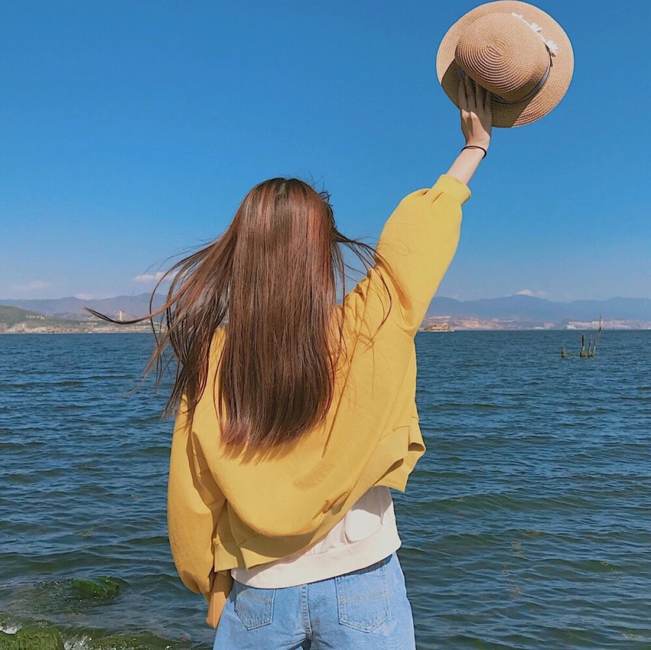 在过去的半年中,笔者偶然发现了一位美女博主,因其