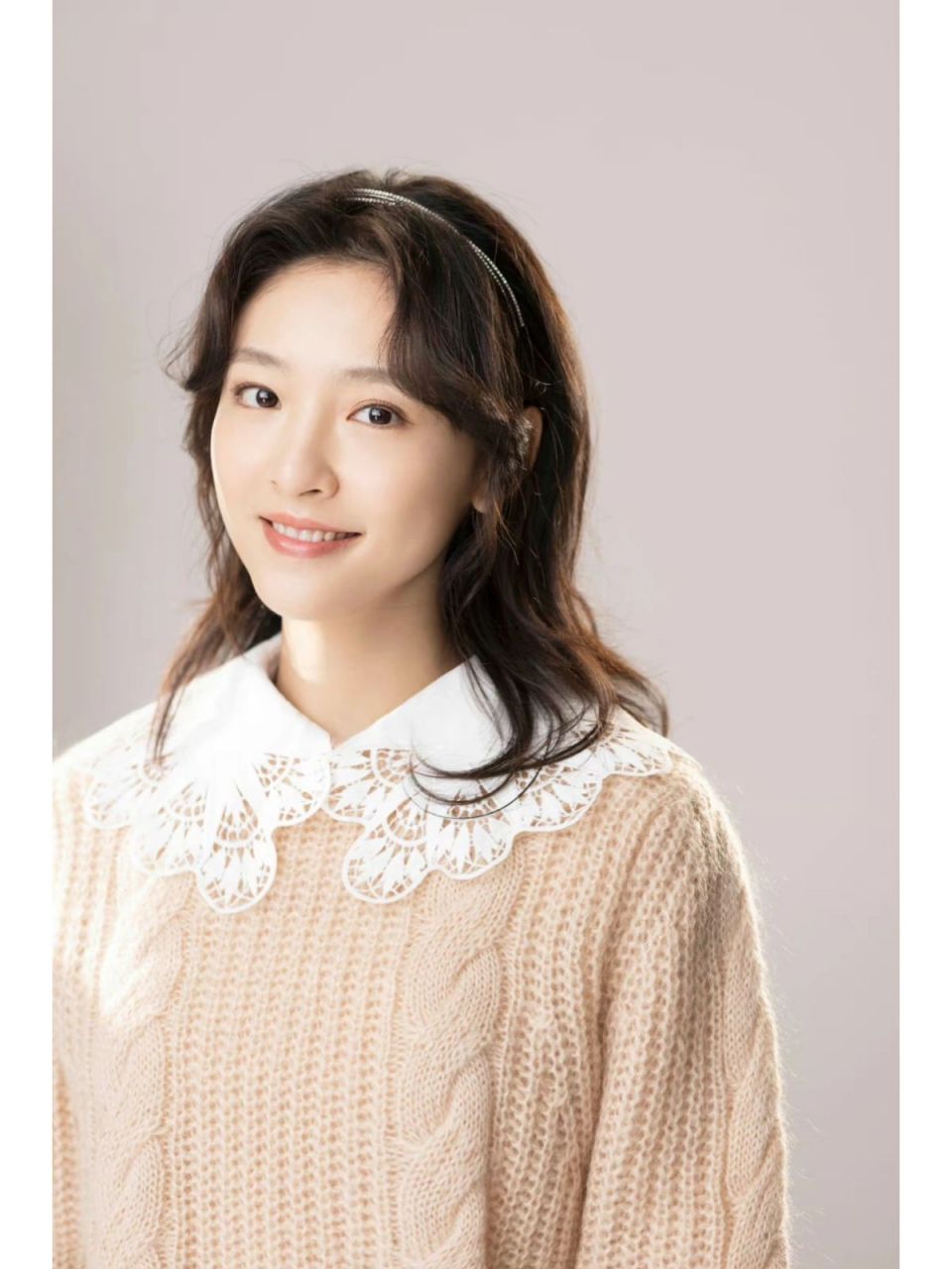 清纯90后新生带小美女吴倩 精致头像7815