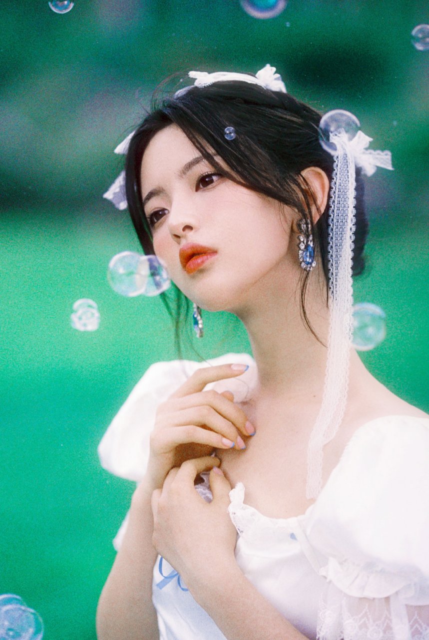 杨超越高清壁纸头像(二十三)[色]