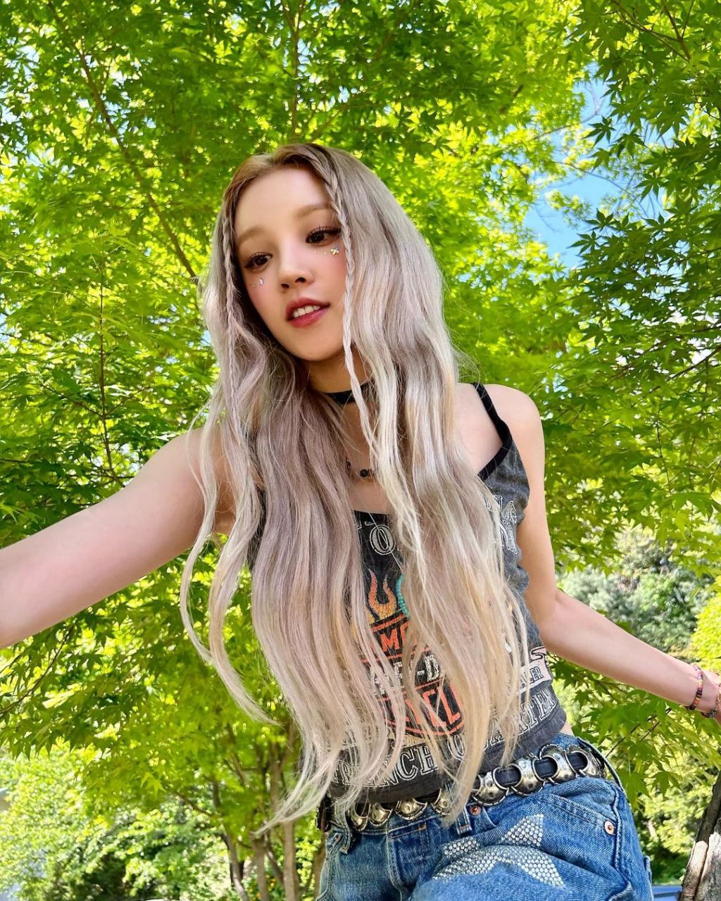 明星动态# #明星穿搭# #宋雨琦