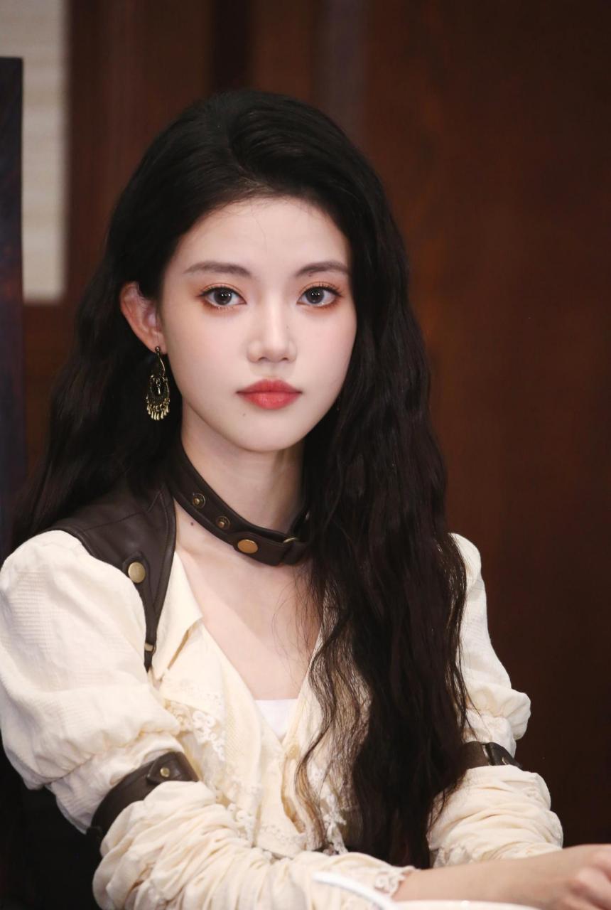 孙珍妮高清壁纸头像(五十二)[色]