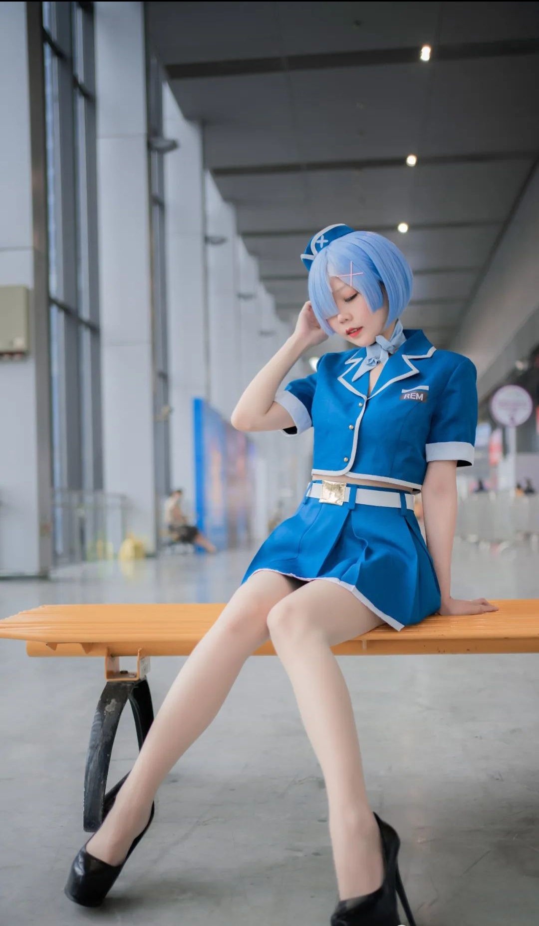 蕾姆小姐姐cos正片