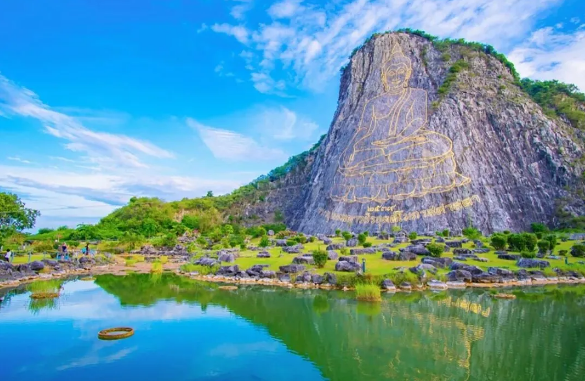 世界奇观——芭提雅七珍佛山