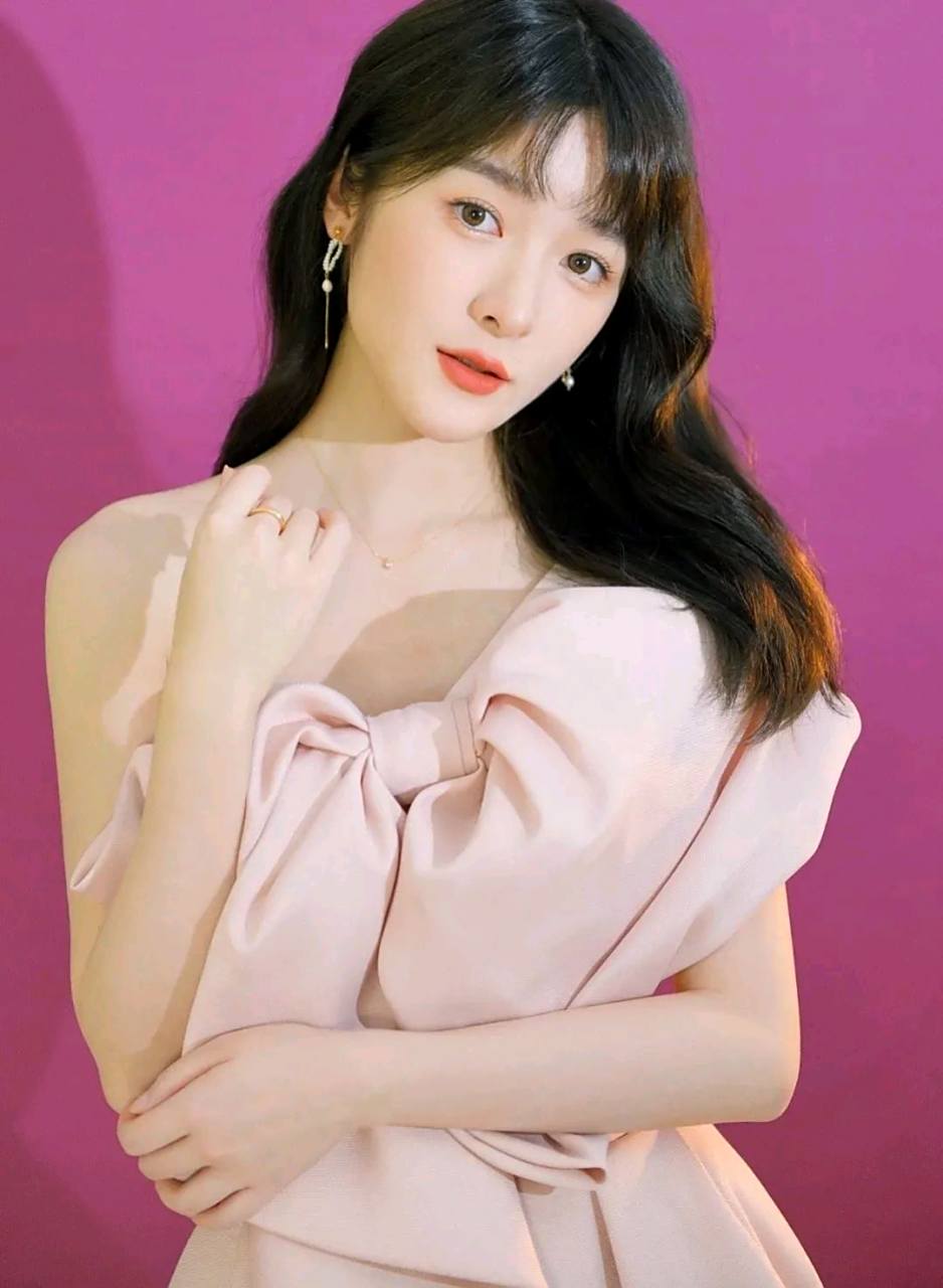 26岁女星徐娇,太激动了!