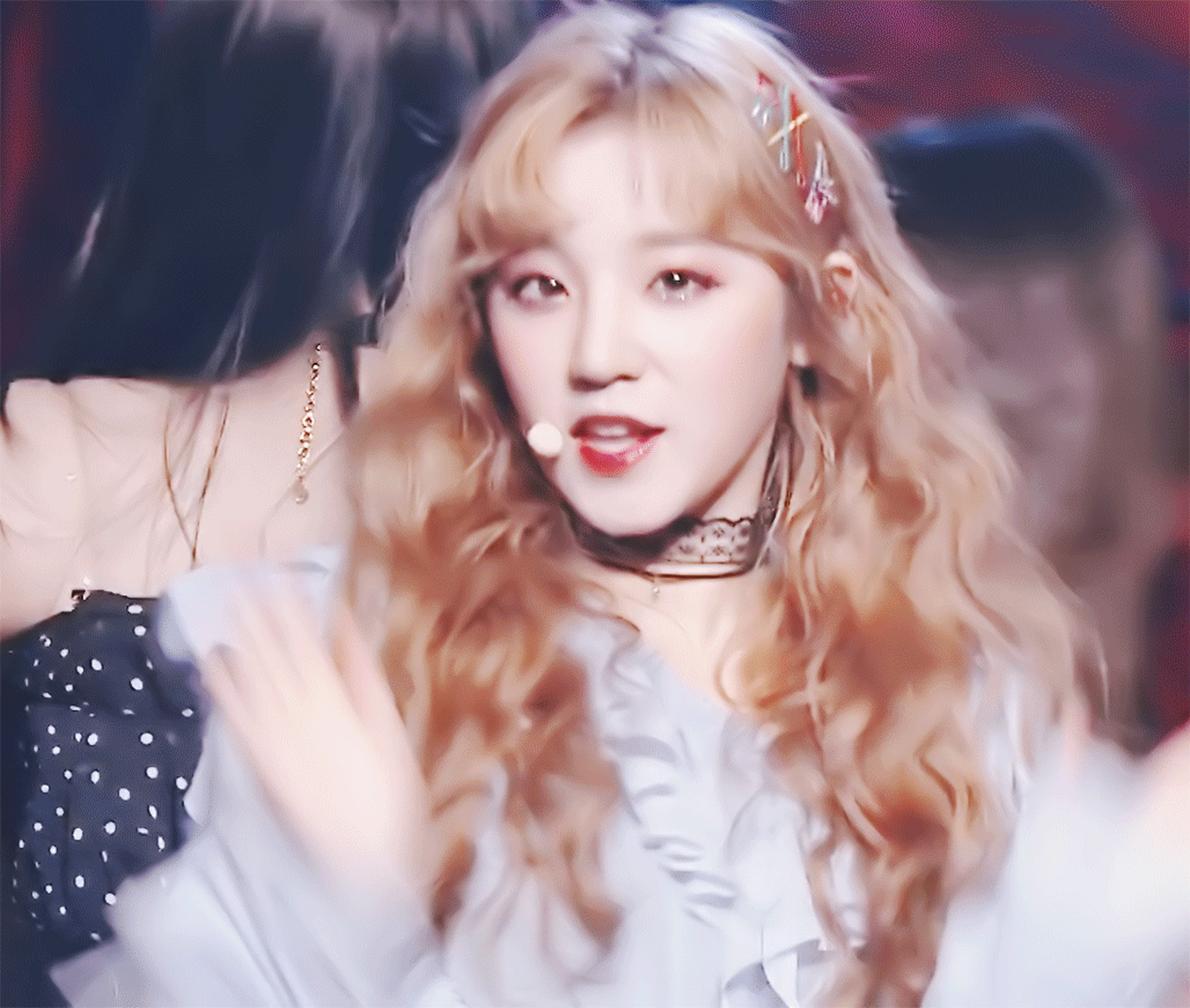 宋雨琦,长着可爱的脸却有着独特的烟嗓,有魅力的北京小妞