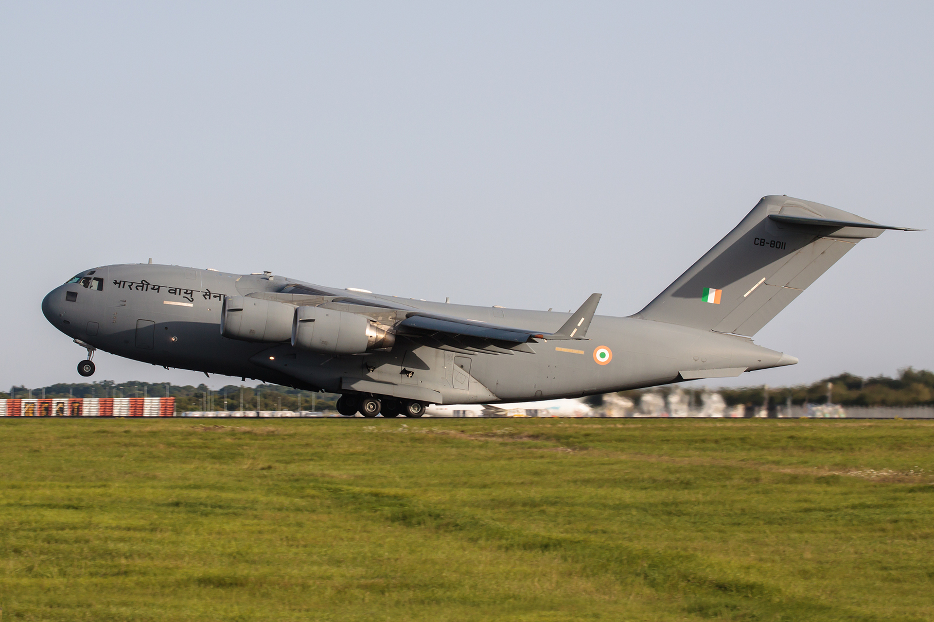 印度空军咖喱味道的c17环球霸王运输机出现在英国.