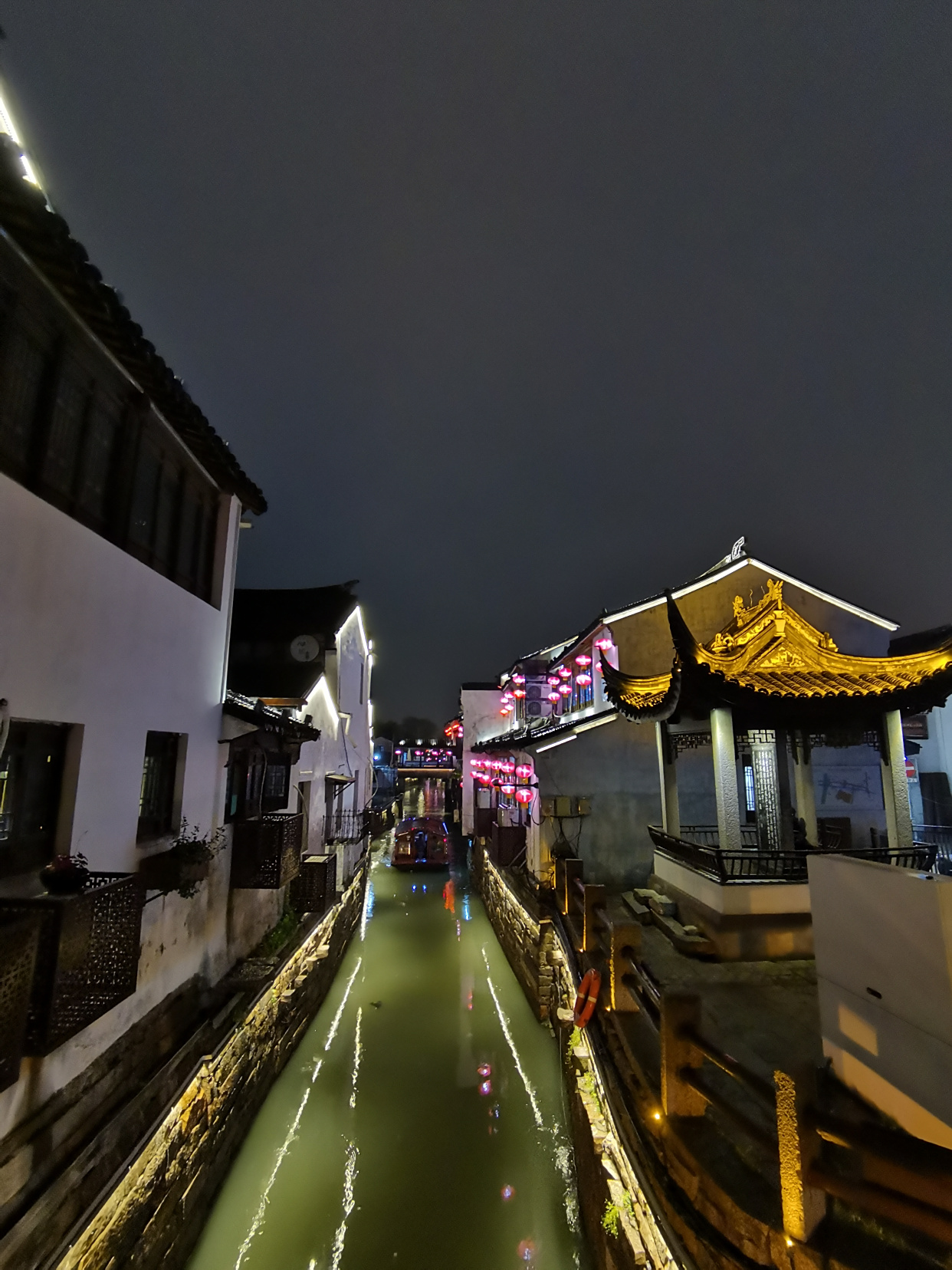 苏州山塘街的夜晚