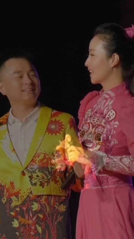 贺东王小妮合唱陕北情歌《一起走》-度小视