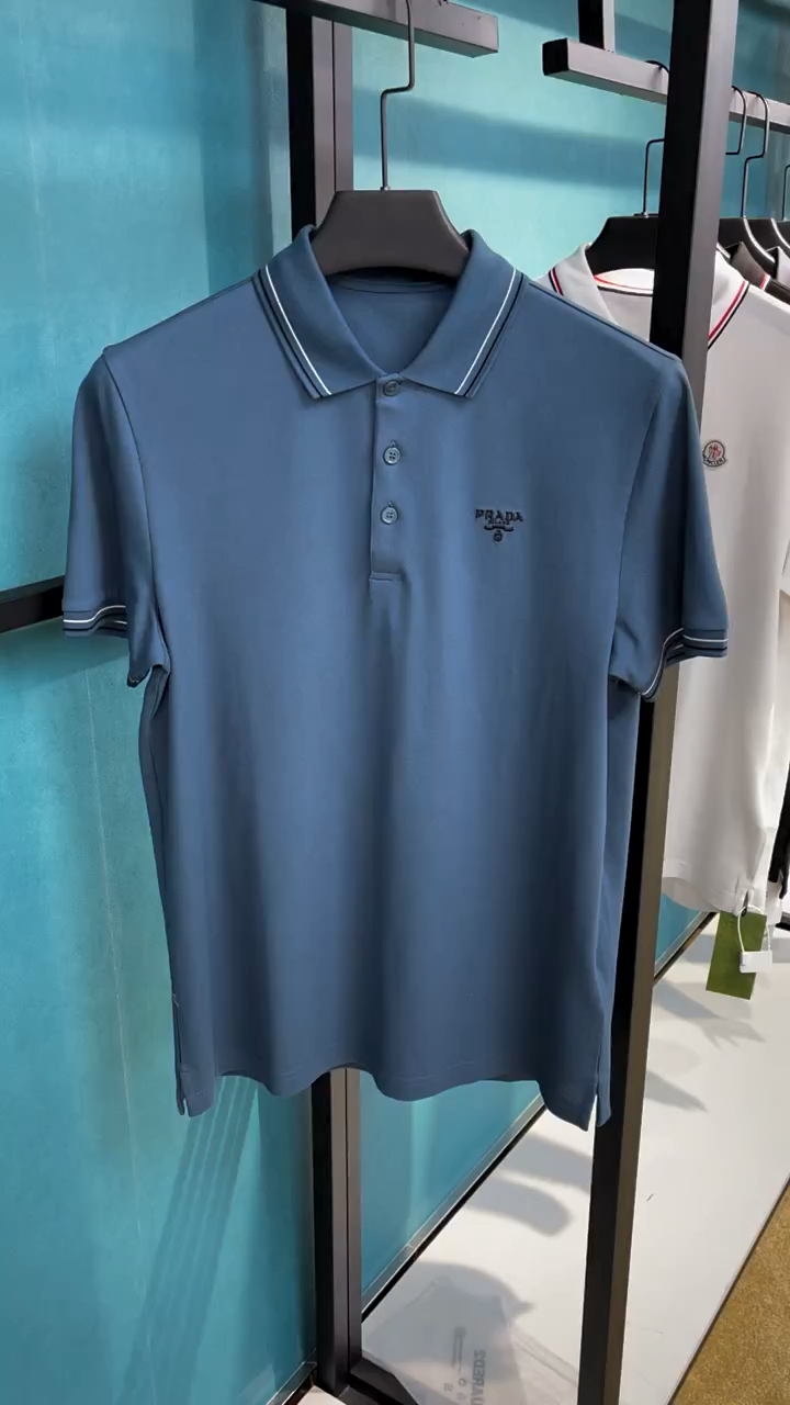 普拉达polo衫外观设计简约大气,难怪那么多男士喜爱-度小视