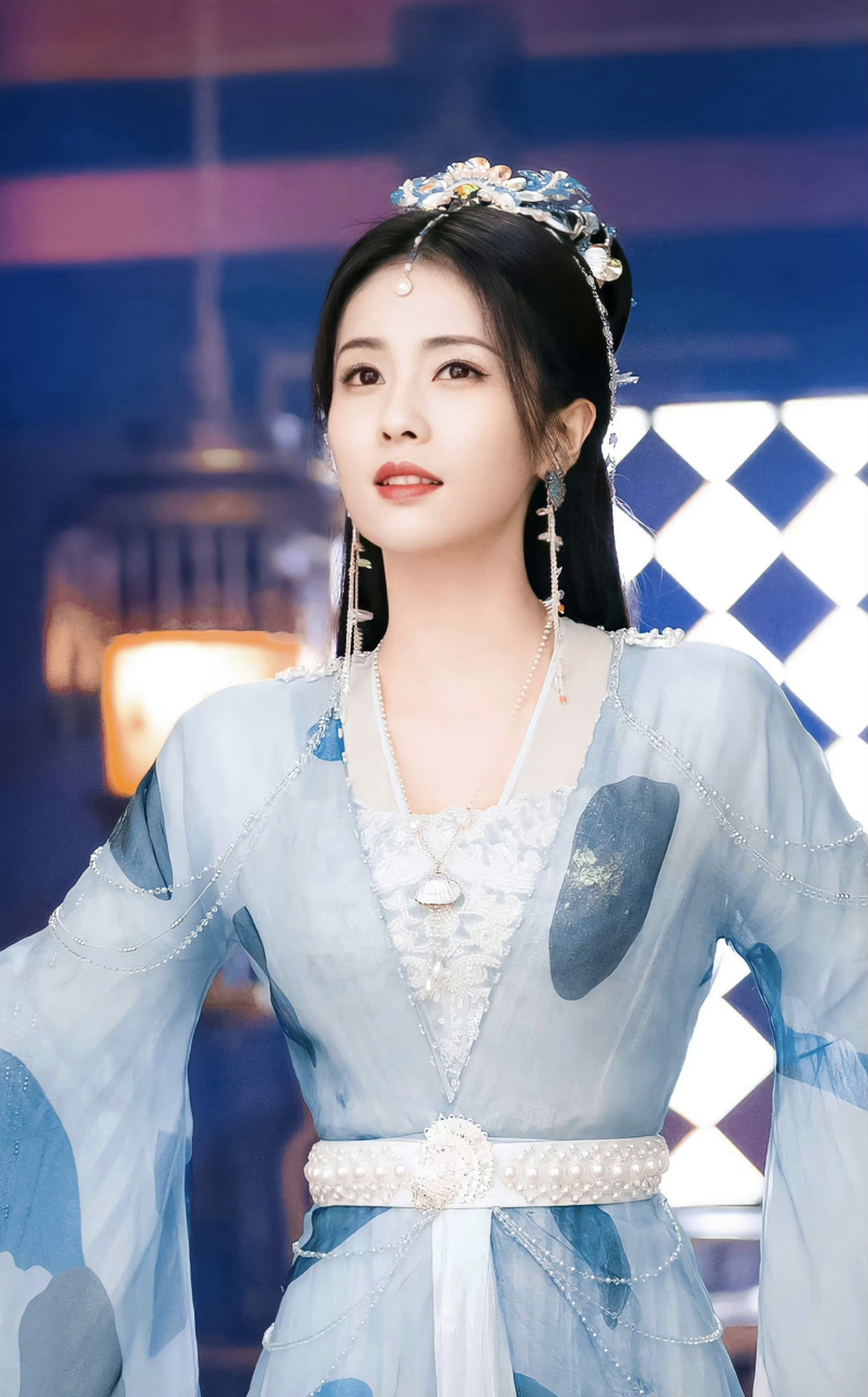 白鹿古装好美,古代的大家闺秀大概就是这样了