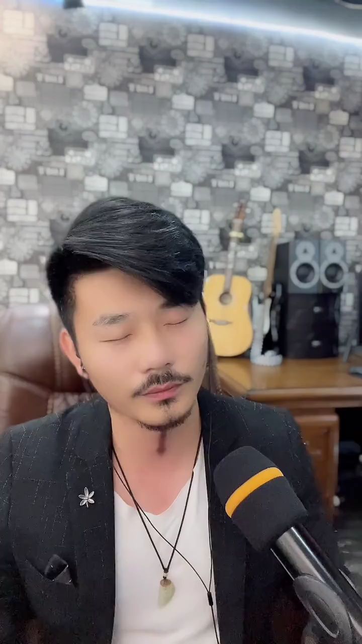 大欢深情演唱歌曲这一路独特的嗓音百听不厌