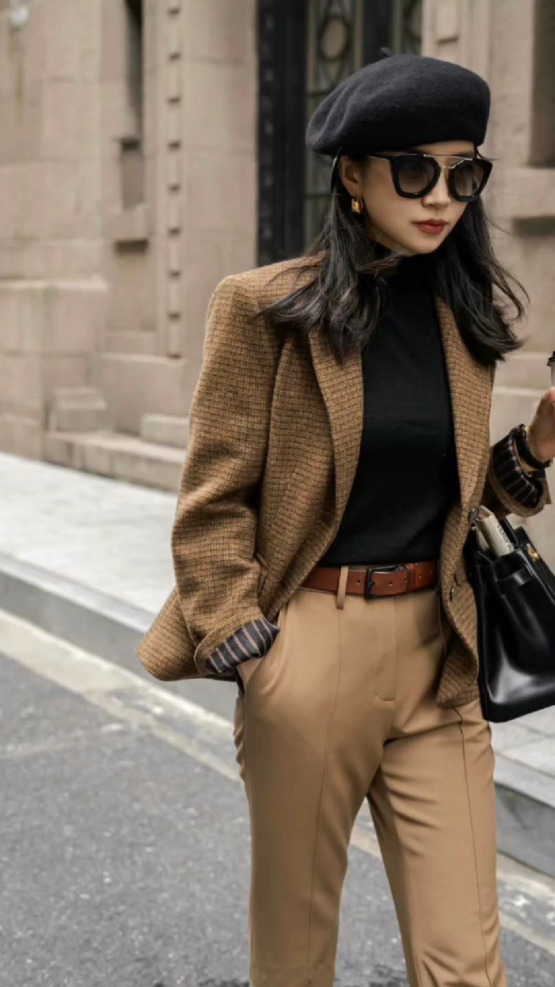 秋天穿咖色太高级了搭配这6个颜色显得高贵又优雅