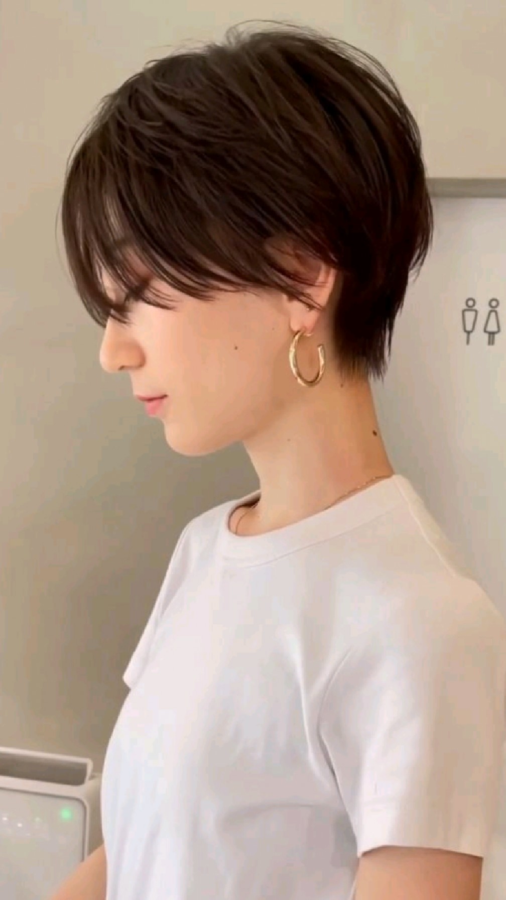 精干利落的短发,喜欢短发的小姐姐了解一下.
