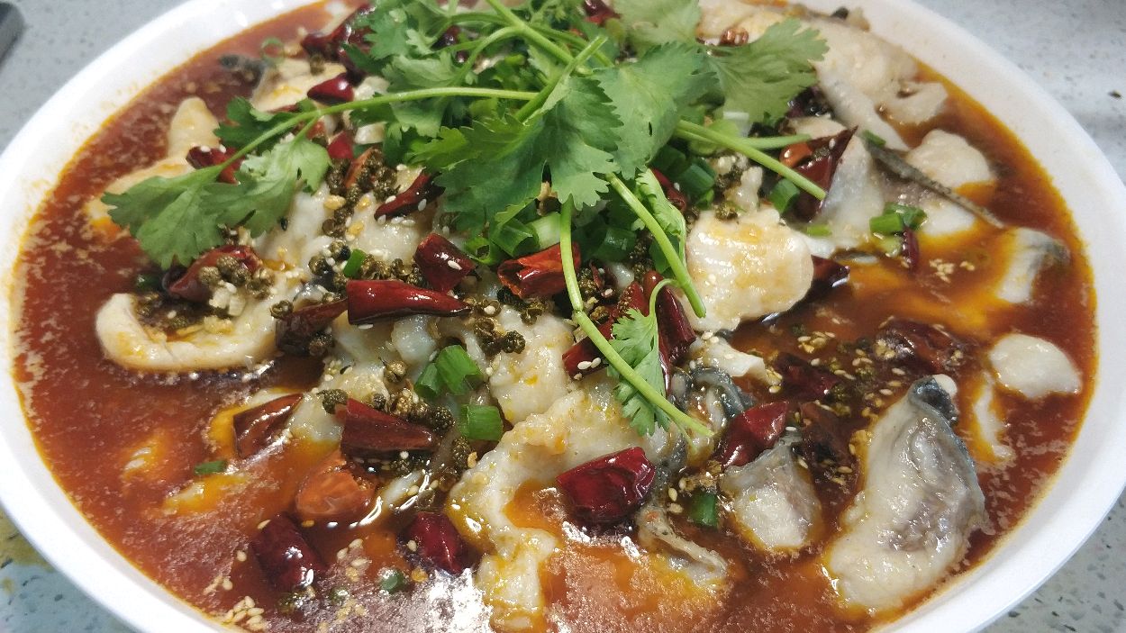 超好吃的水煮鱼做法,肉片细嫩没腥味